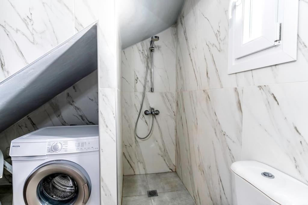 Zefyros Suite , Seafront Retreat ! Pánormos 외부 사진