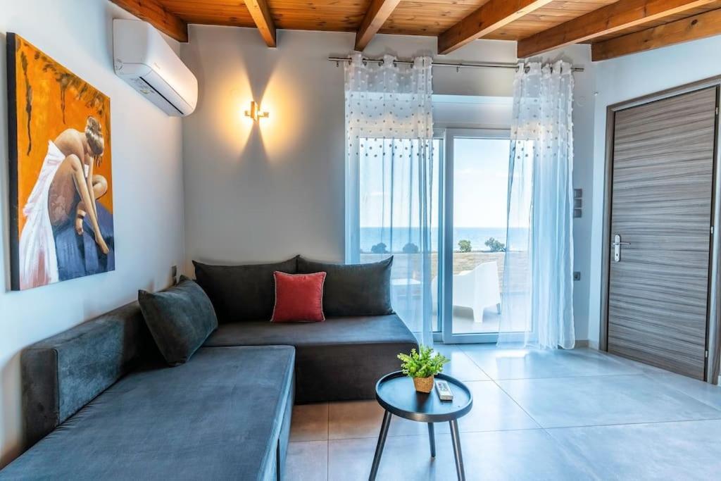 Zefyros Suite , Seafront Retreat ! Pánormos 외부 사진