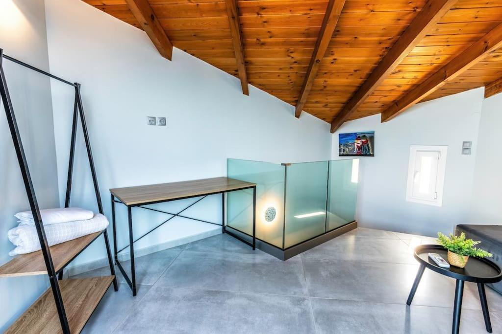 Zefyros Suite , Seafront Retreat ! Pánormos 외부 사진
